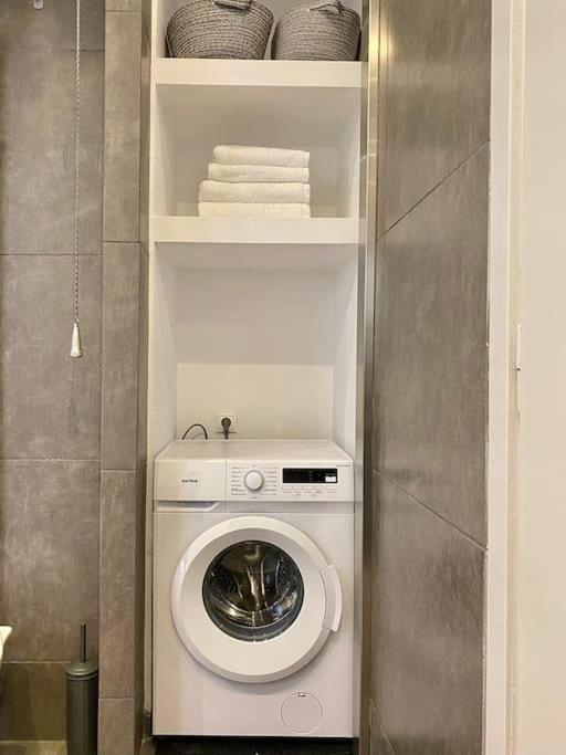 3-Bedroom Central, Spacious And Bright Apartment. Ηράκλειο Κρήτης Εξωτερικό φωτογραφία