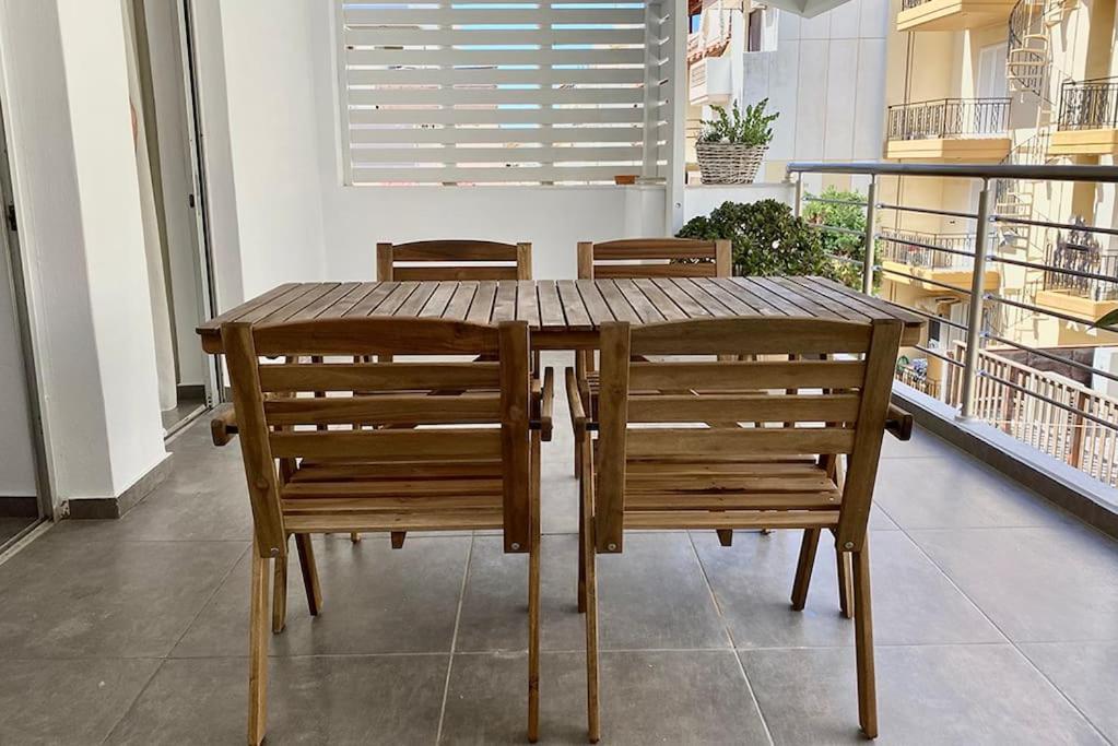 3-Bedroom Central, Spacious And Bright Apartment. Ηράκλειο Κρήτης Εξωτερικό φωτογραφία