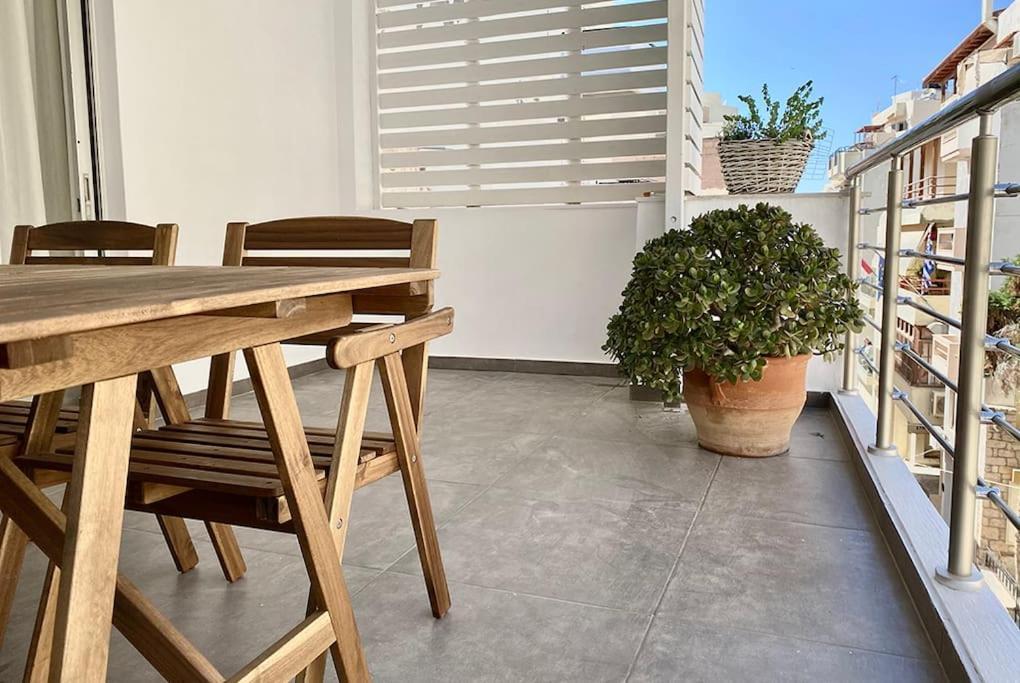 3-Bedroom Central, Spacious And Bright Apartment. Ηράκλειο Κρήτης Εξωτερικό φωτογραφία
